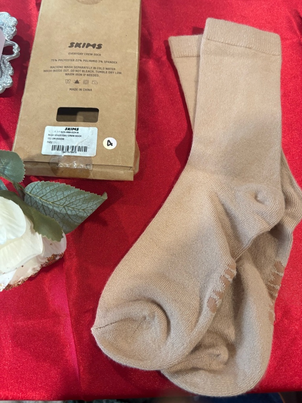 SKIMS Everyday Crew Sock - Ochre - Picture 5 of 6